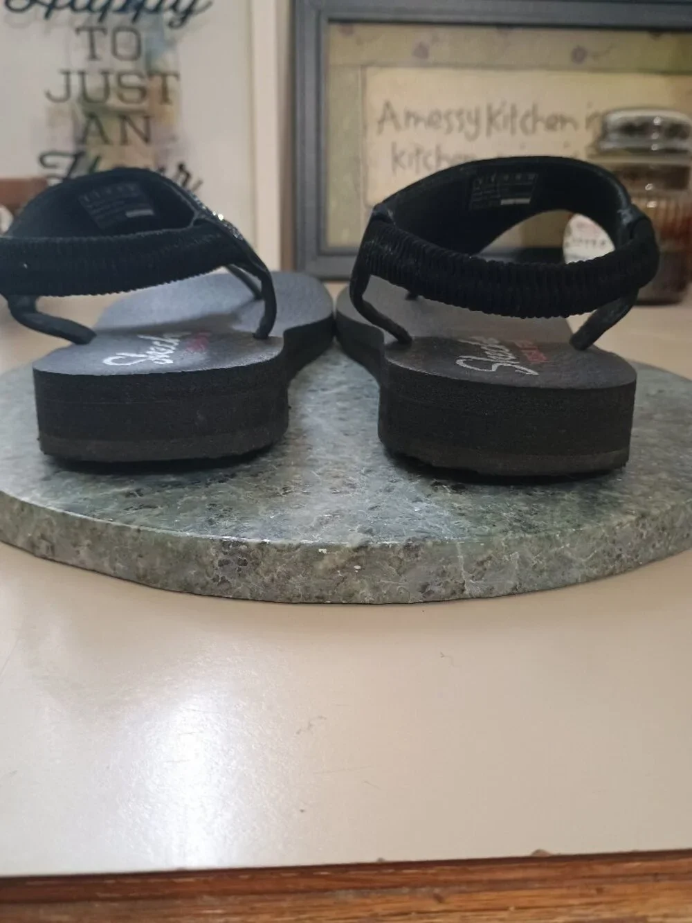 Skechers Cali Meditation Sandals New Moon Black Embellished Size 9 Yoga Foam